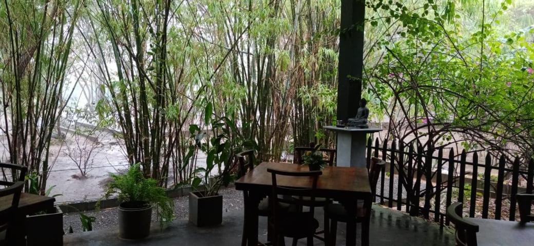 หันตรา อุดาวาลาวา Hotel อุดาวาลาเว ภายนอก รูปภาพ